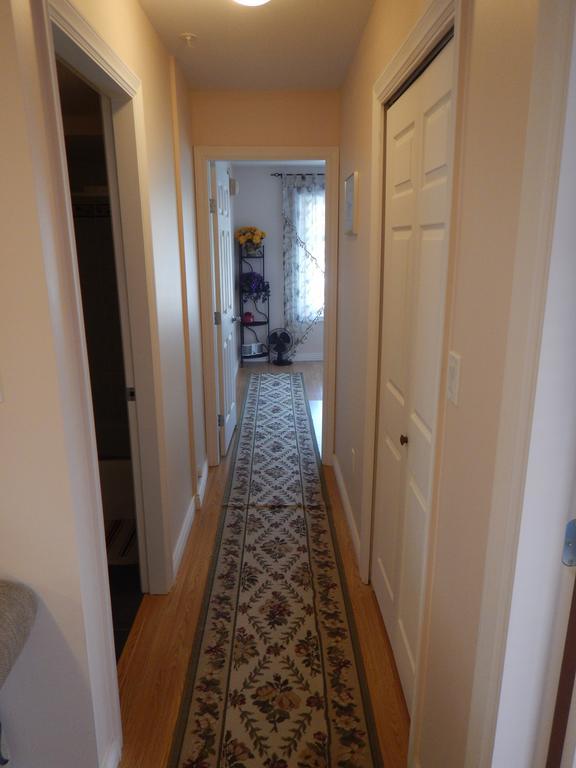 Clean And Quiet 2 Bdr 2 Bthr Private Entrance Entire Guests Suite Near Coquitlam Center Mall And Skytrain Rom bilde
