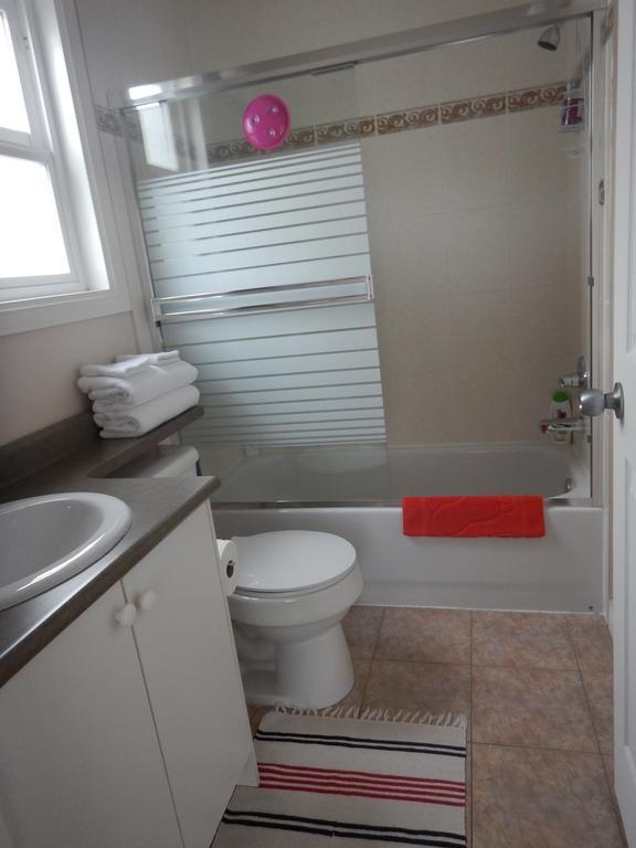 Clean And Quiet 2 Bdr 2 Bthr Private Entrance Entire Guests Suite Near Coquitlam Center Mall And Skytrain Eksteriør bilde